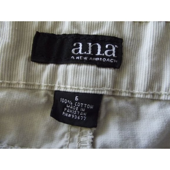 a.n.a. Bermuda Shorts 6 x 11" Inseam low rise khaki beige chino 100% cotton - Picture 5 of 11
